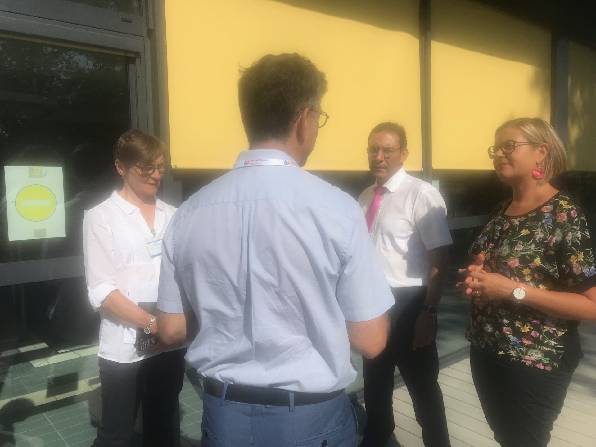 Raphaël Glabi et Catherine Gini  visitent Accueil Savoie Handicap